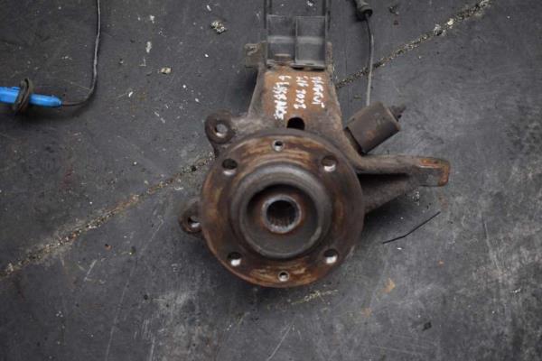 MOYEU AVANT GAUCHE PEUGEOT 206 ESSENCE - Vue 1